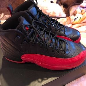 RETRO 12s